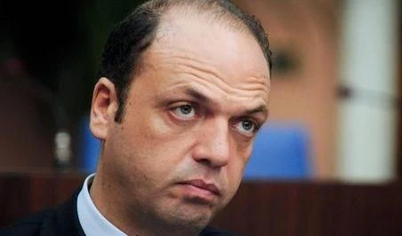 Alfano fregato: se vota la fiducia è come Vendola