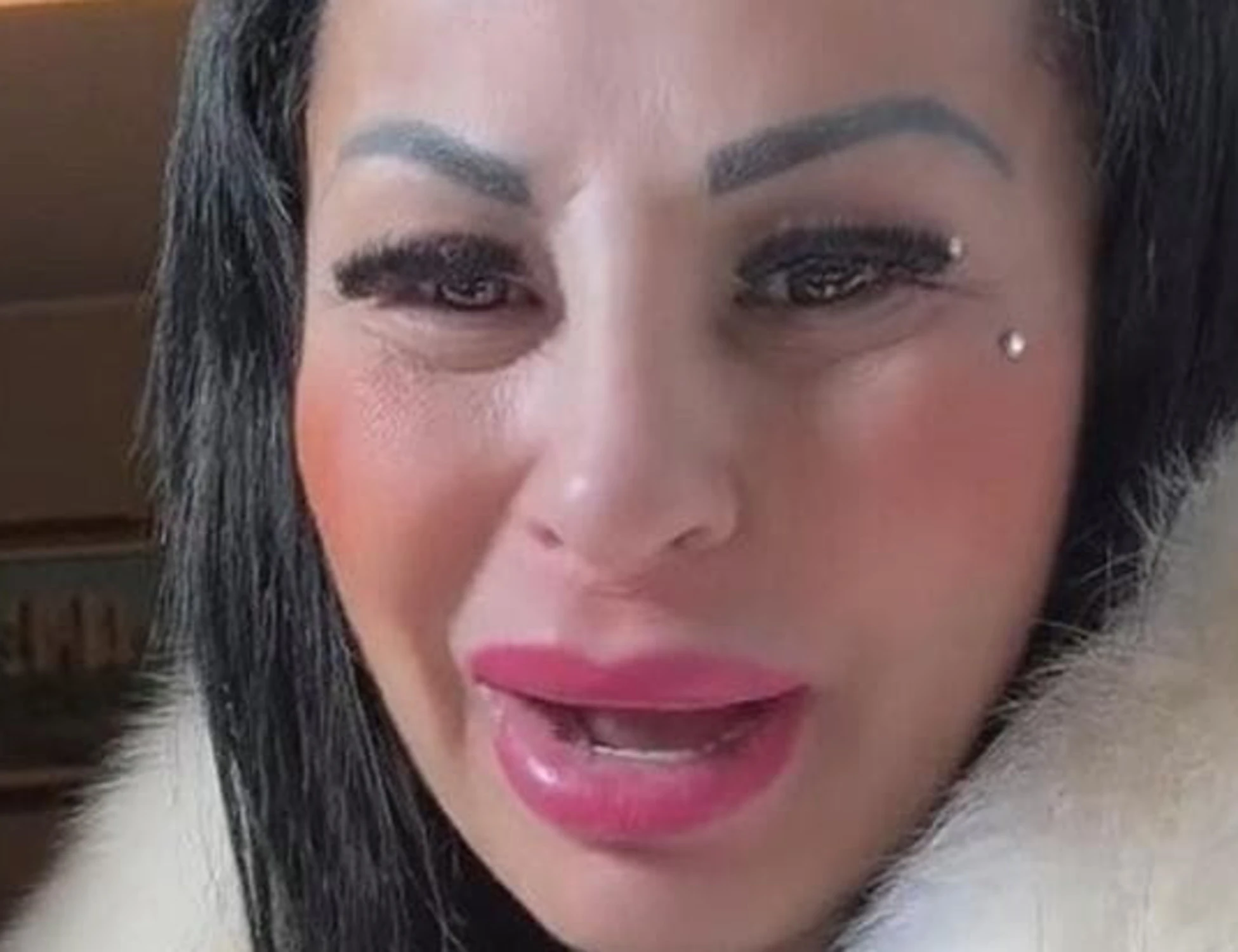 Rita De Crescenzo in campo: "Mi candido per abolire la povertà". Con il M5s?