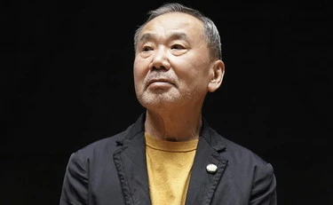 Murakami, il suo mondo onirico tradotto in fumetti