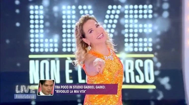 Live - Non è la D'urso, ascolti record: oltre 3,5 milioni di spettatori. E Barbara festeggia così