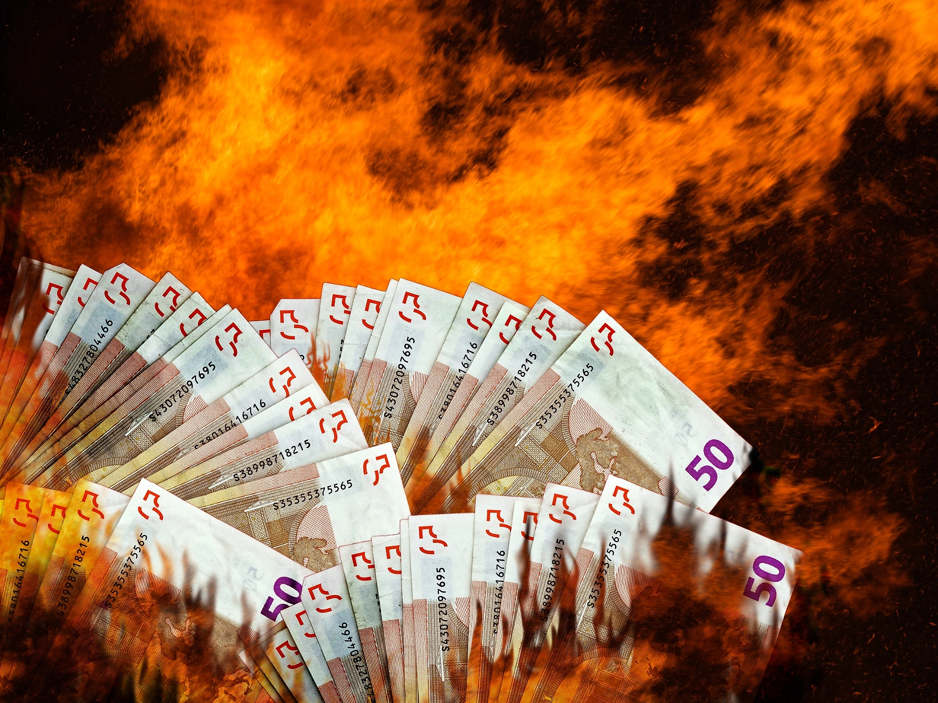 Procedura d'infrazione, il piano assassino dell'Europa sull'Italia: come ci vogliono ammazzare