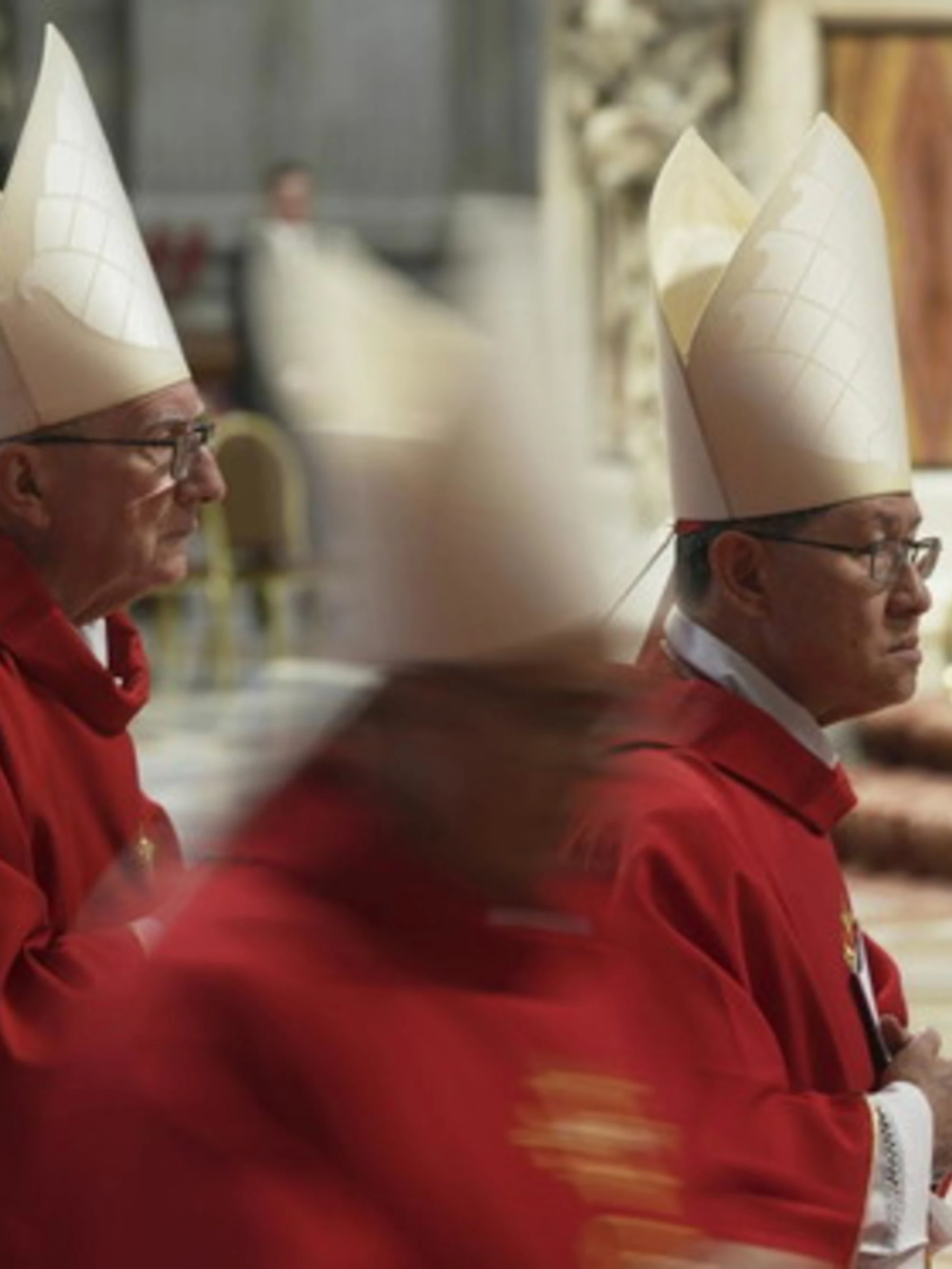 Conclave, Tagle alleato di Parolin: cosa trapela dalle sacre stanze