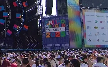 Concertone Primo Maggio, sconcerto in diretta: "Chi ca*** è questo?"