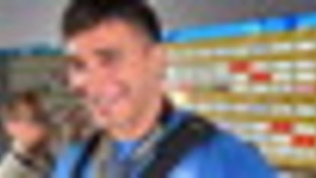 https://media.liberoquotidiano.it/MVXArJTjeHHR9CsKQEUe3i39NhAFsbuZpYe5_aH_GNU/width:800/quality:90/aW1hZ2VzLzIwMjYvMDYvMDUvMDk1NTI0NDQ3LTdkZWQ4ZGVlLTU2MzgtNGM3ZS05NzlkLTUxYzkzZTA0M2MwZC5qcGc.webp