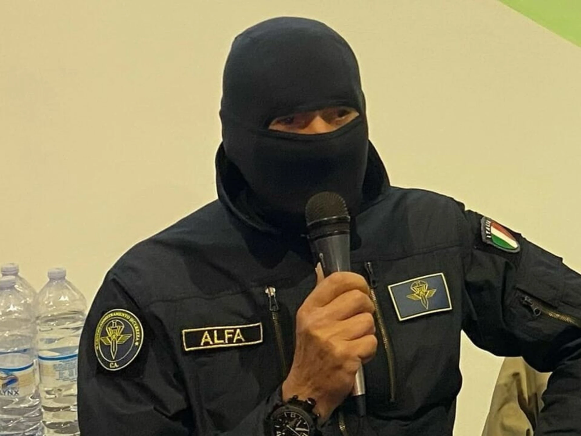 Il Comandante Alfa, il guerriero che ha scelto l’ombra per difendere la luce. L’Italia saluta uno dei suoi figli migliori