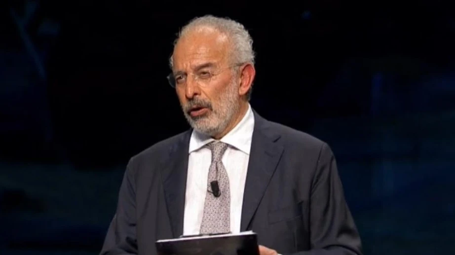 Sea Watch 3, Gad Lerner tira in ballo la famiglia di Matteo Salvini: "Forse, sua madre..."