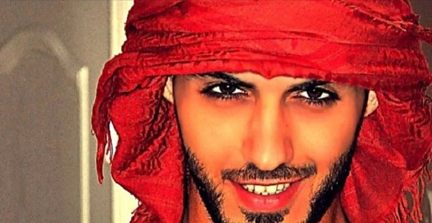 La bellezza fa la rivoluzione e stordisce l&apos;Islam