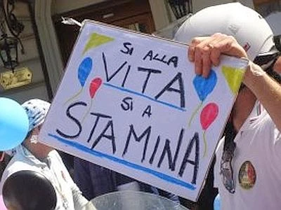 Stamina, il Papa chiama i genitori di due bambine malate: "Parlerò con il ministero"