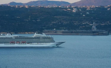 Usa, la portaerei nucleare Ford ko: bagni fuori uso, situazione invivibile