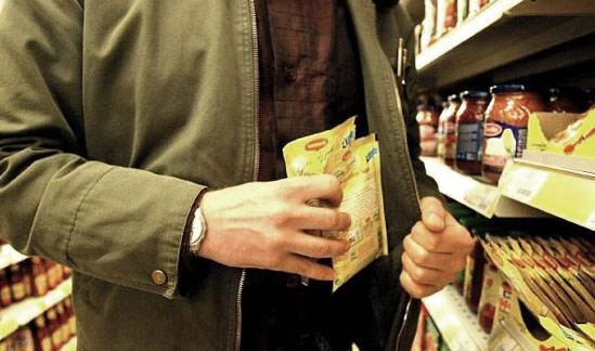 La crisi è diventata insostenibileTornano i ladri di polli e di frutta