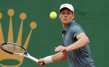 Sinner, "la tentazione spagnola": mossa a sorpresa per piallare Alcaraz