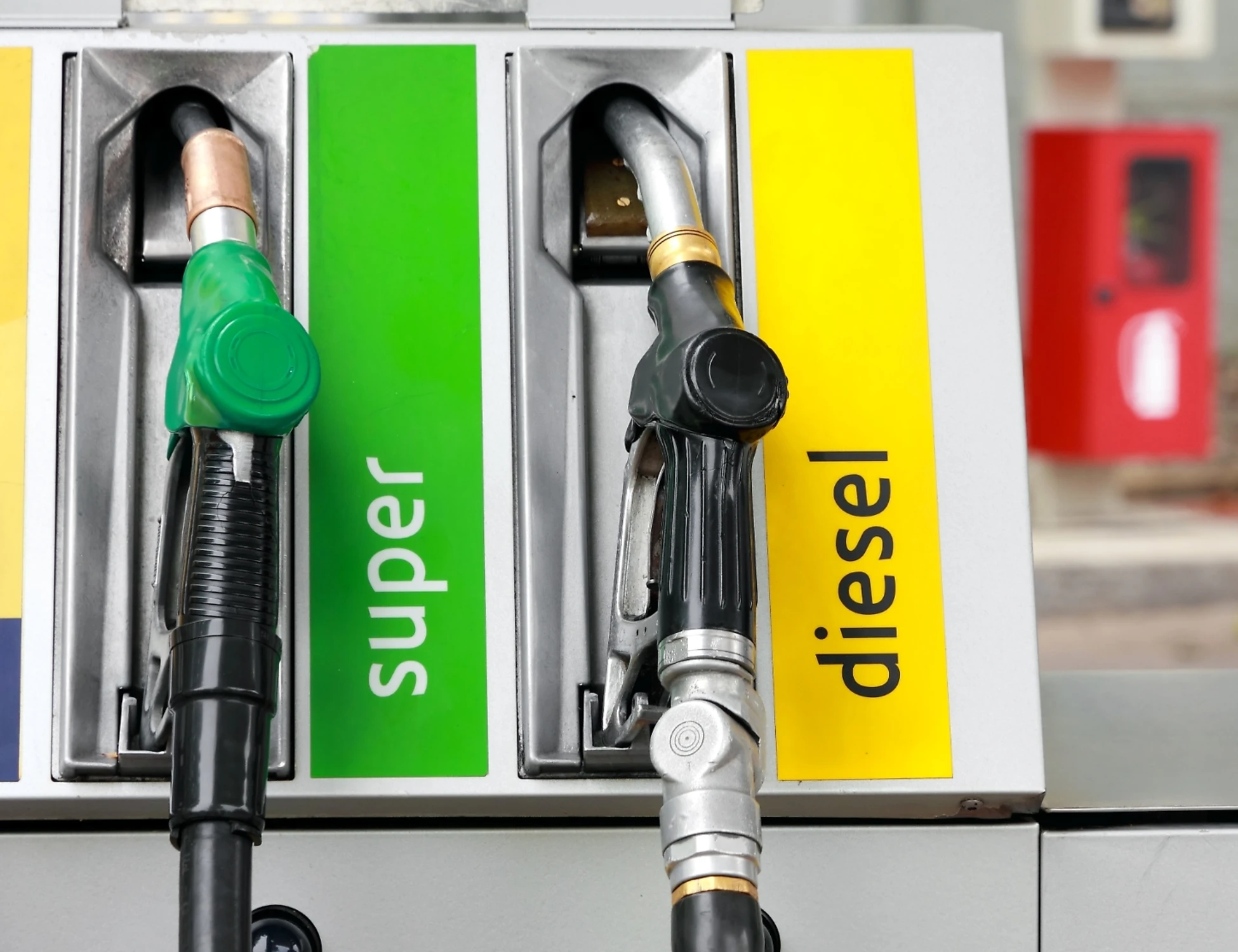 Carburanti, prorogato il taglio delle accise: cosa cambia