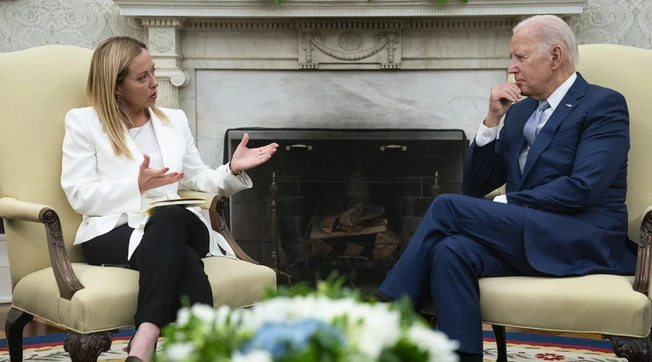 Luttwak, la rivelazione: "Biden ha studiato Giorgia, Ecco cosa accadrà'"
