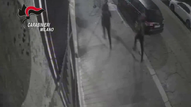 Tentano di uccidere due 20enni a Milano, arrestati 4 minorenni