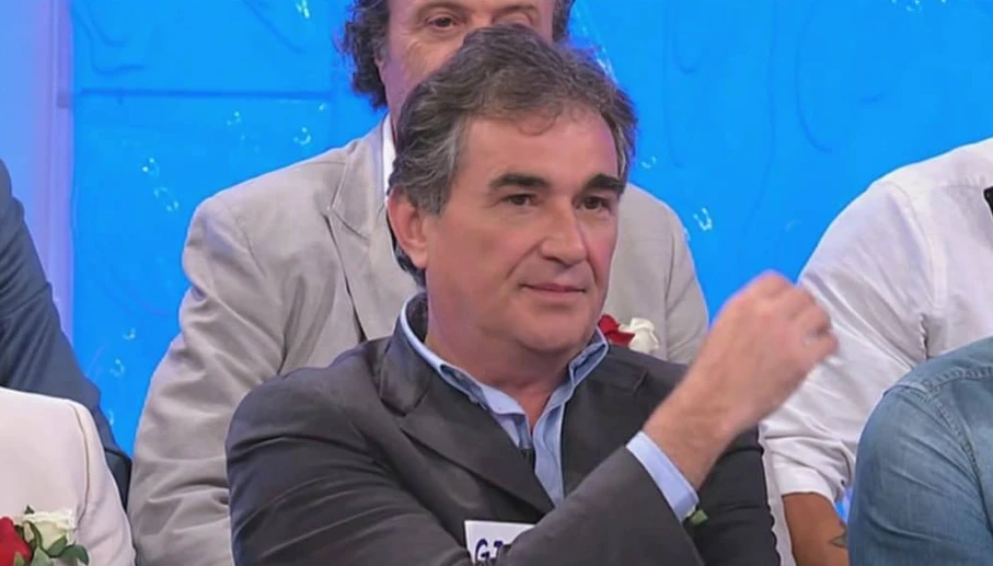 Uomini e Donne, Gian Battista non si placa: "Mi sono rivolto alla Polizia", la redazione trema