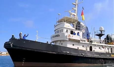 NUOVO SBARCO MIGRANTI A LAMPEDUSA, ANCORA FERMA AL LARGO NAVE MARE JONIO