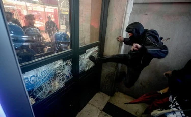 https://media.liberoquotidiano.it/MjunEjHaiYojjpRpgi6tl96wDuN-jI84wYqTzxtUTaU/width:800/quality:90/aW1hZ2VzLzIwMjUvMDkvMjMvMTIxMzQ2MzIwLTg4MGJkNWIyLWEzY2UtNDZhZi04Mjg1LWQ0MWM2MDdmMjBhYi5qcGc.webp
