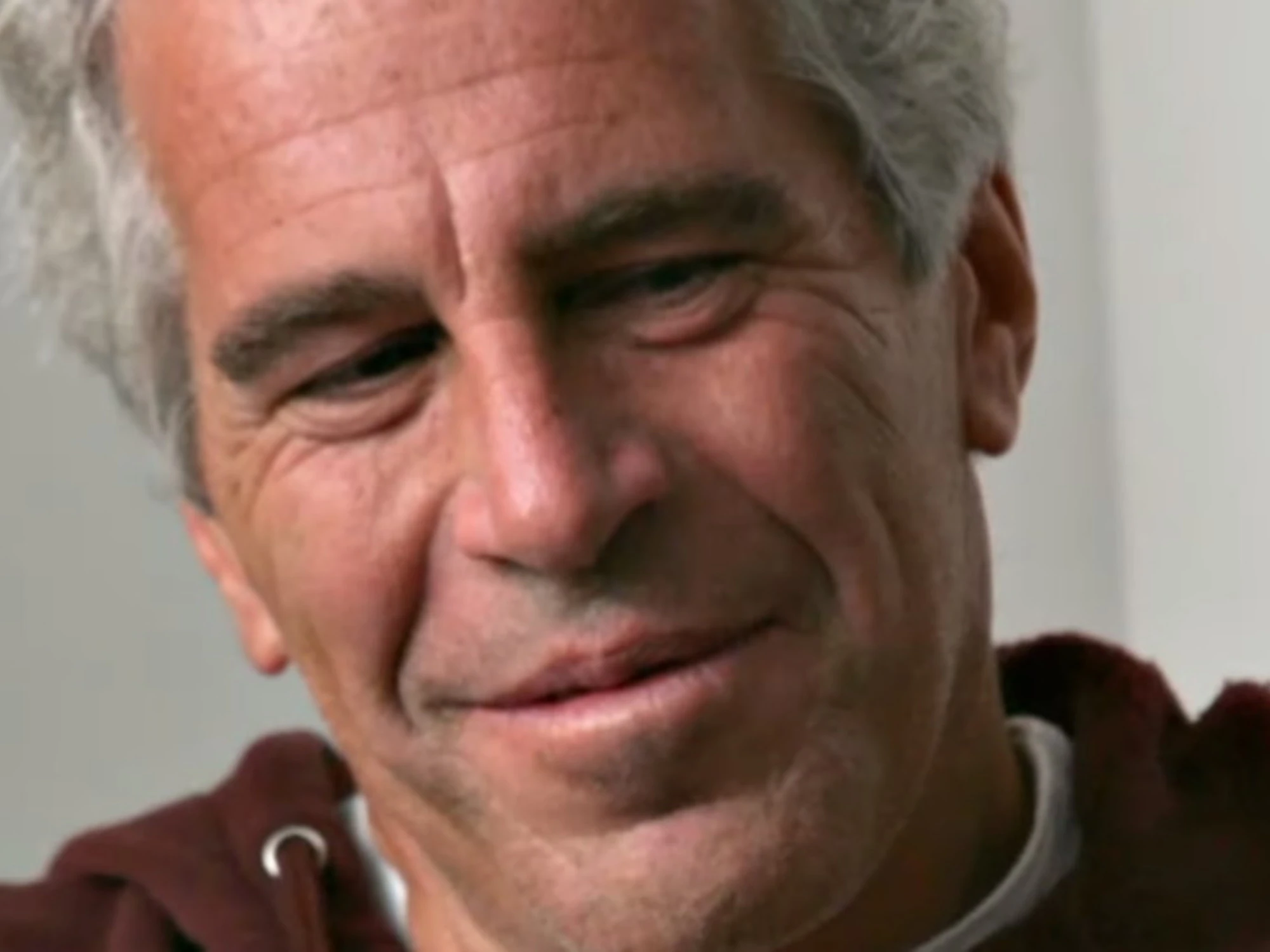 I file di Epstein sono ormai un romanzaccio splatter