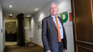 Tarquinio appena eletto rinnega se stesso. Pd, ammucchiata con l&apos;Anpi
