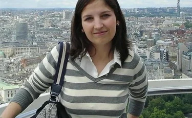 Preiskava v Garlasku: DNK na ustih Chiare Poggi je posledica kontaminacije med obdukcijo