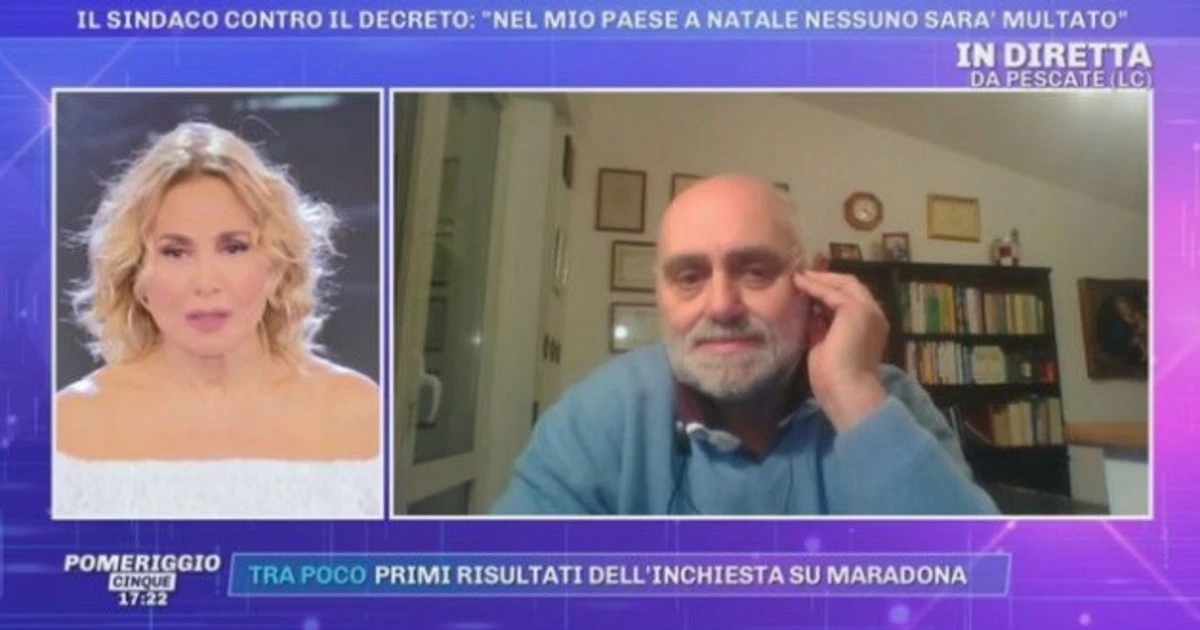 Pomeriggio 5, il sindaco che si ribella a Giuseppe Conte in diretta dalla D'Urso: "A Natale, non lavorano". Clamoroso