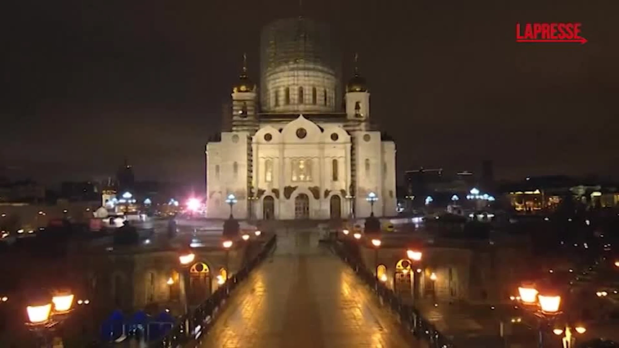 Vladimir Putin nella Cattedrale di Cristo Salvatore