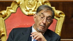 Ignazio La Russa? "Così ha salvato un trans"