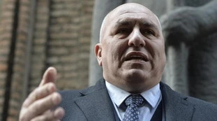 Guido Crosetto contro Marco Travaglio: "10 parlamentari in vendita? Scorda gli insulti a Razzi e Scilipoti"