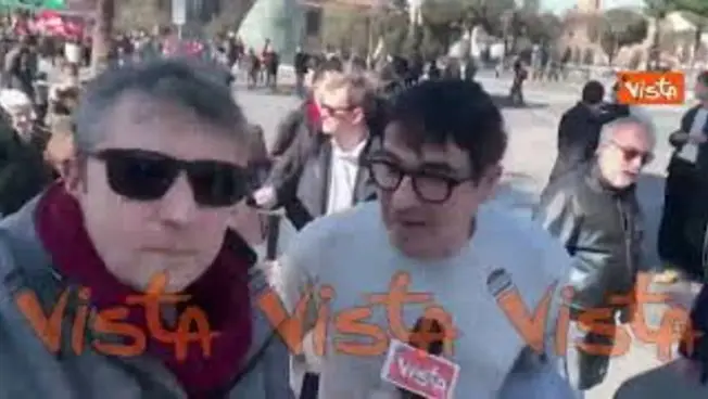 Leggi l'articolo: Fratoianni a manifestazione No Kings a Roma: Dire no ai Re e alle loro guerre