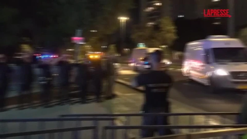 https://media.liberoquotidiano.it/MuXUSLX_arNMB81qIgal7tNjQNzt8HRwPyO3FvrshFM/width:800/quality:90/aW1hZ2VzLzIwMjUvMTAvMTYvMDYyODQwMjQ2LWE2NGE4YzNmLTBjYjgtNGZiNy04YjRiLTIyYmMzNjNlYzI1NC5qcGc.webp