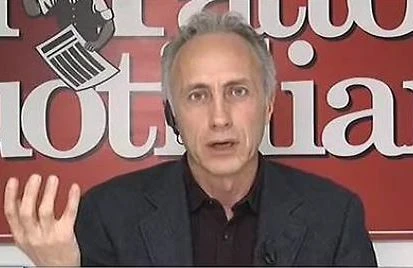 Marco Travaglio in ginocchio da Pd e Conte, umilia Di Battista: "Sai cosa succede quando ti svegli?"