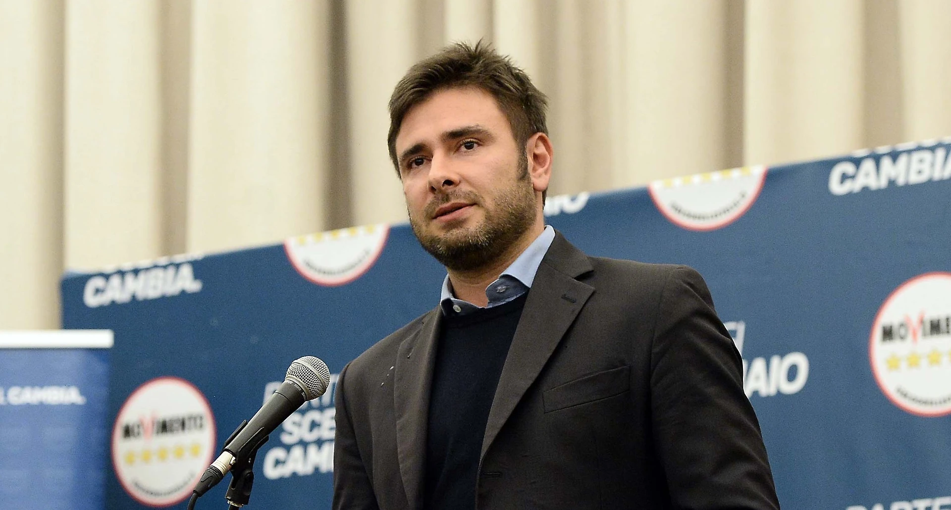 Alessandro Di Battista, cosa gli è successo dopo il disastro da Floris: informazioni riservate sulla scomparsa