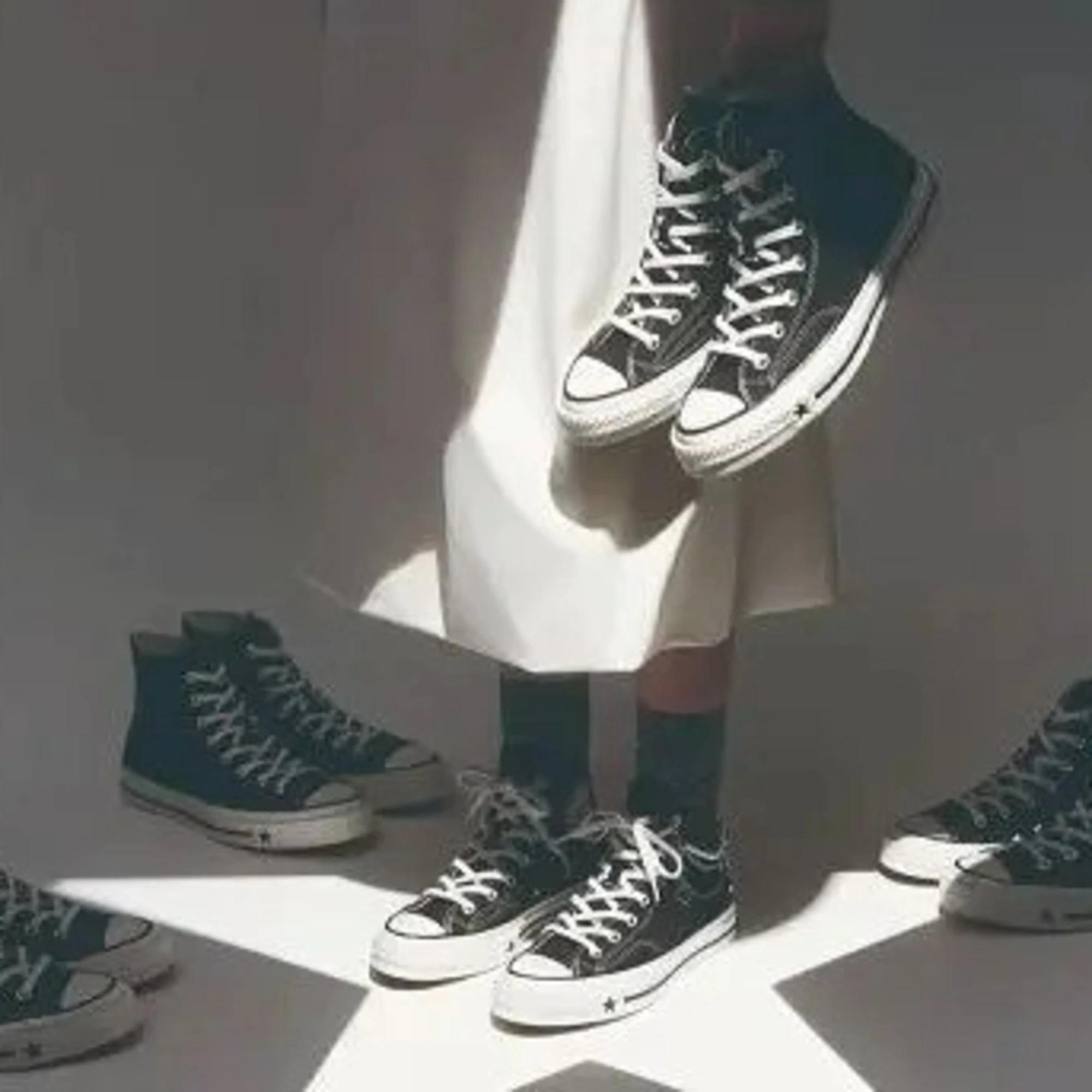 E negli Usa spuntano gonna e scarpe suprematiste
