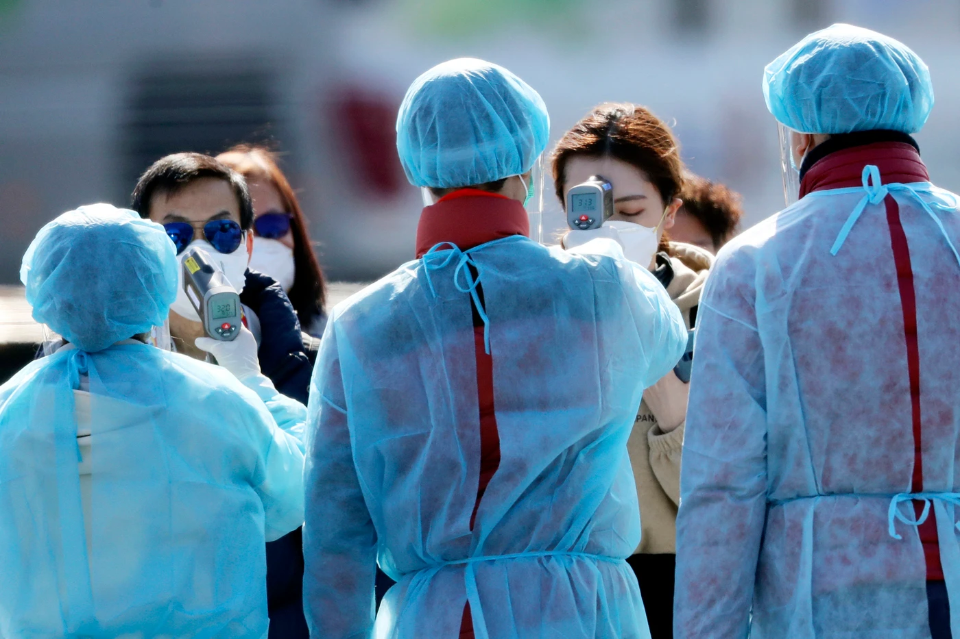 Coronavirus, superdiffusore a piede libero: già 40 contagiati solo per essere stati in chiesa