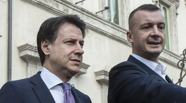 Renato Brunetta contro Conte: "Come Alice nel paese delle meraviglie di Casalino", perché è ancora premier