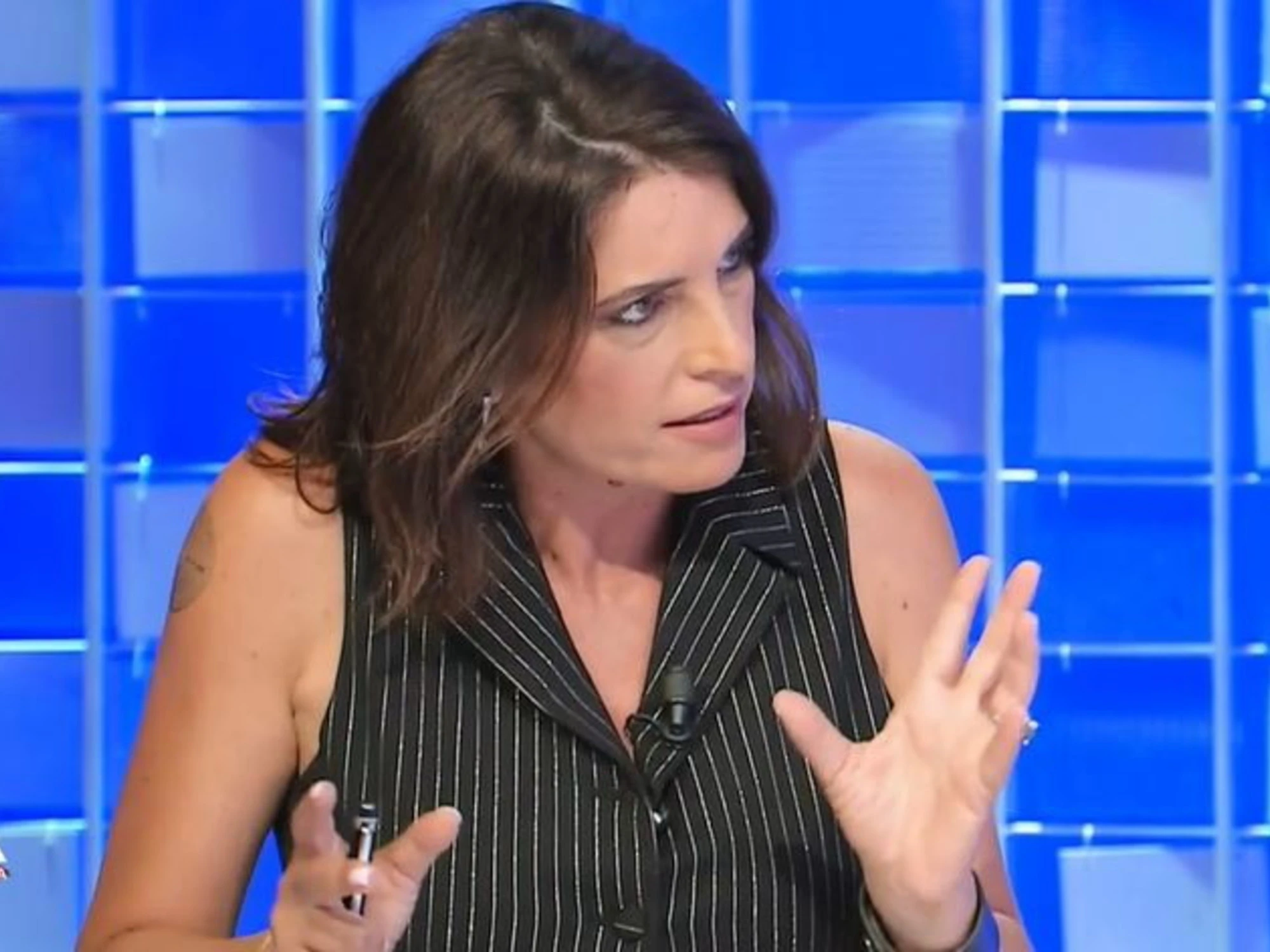 &quot;No, deduco&quot; Marianna Aprile travolge Conte <span style="color: rgb(153, 0, 0);">Video</span>