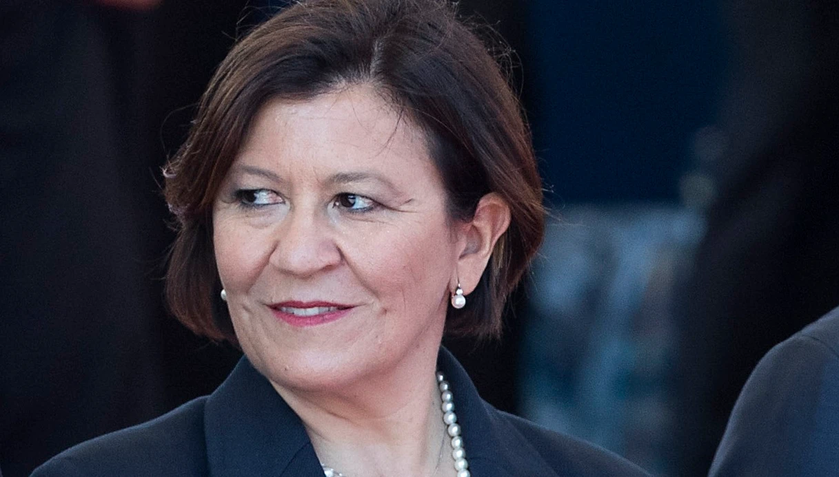 Elisabetta Trenta come Laura Boldrini su ong e immigrati: pronta a tutto contro Matteo Salvini