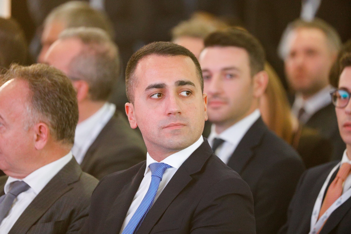Luigi Di Maio vede i sondaggi per le regionali: la soffiata sull'addio da leader al M5s prima dell'Emilia