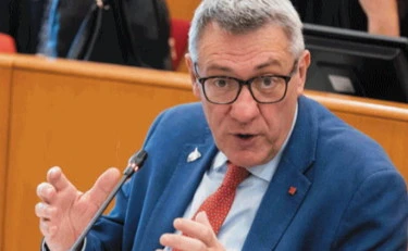 Tasse, Maurizio Landini caccia i ricchi: "Chi non vuol pagare se ne vada"