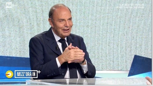 Mezz'ora in più, Bruno Vespa: "Salvini e Renzi devono vedersela con Conte. Cos'è stato straziante per Di Maio"
