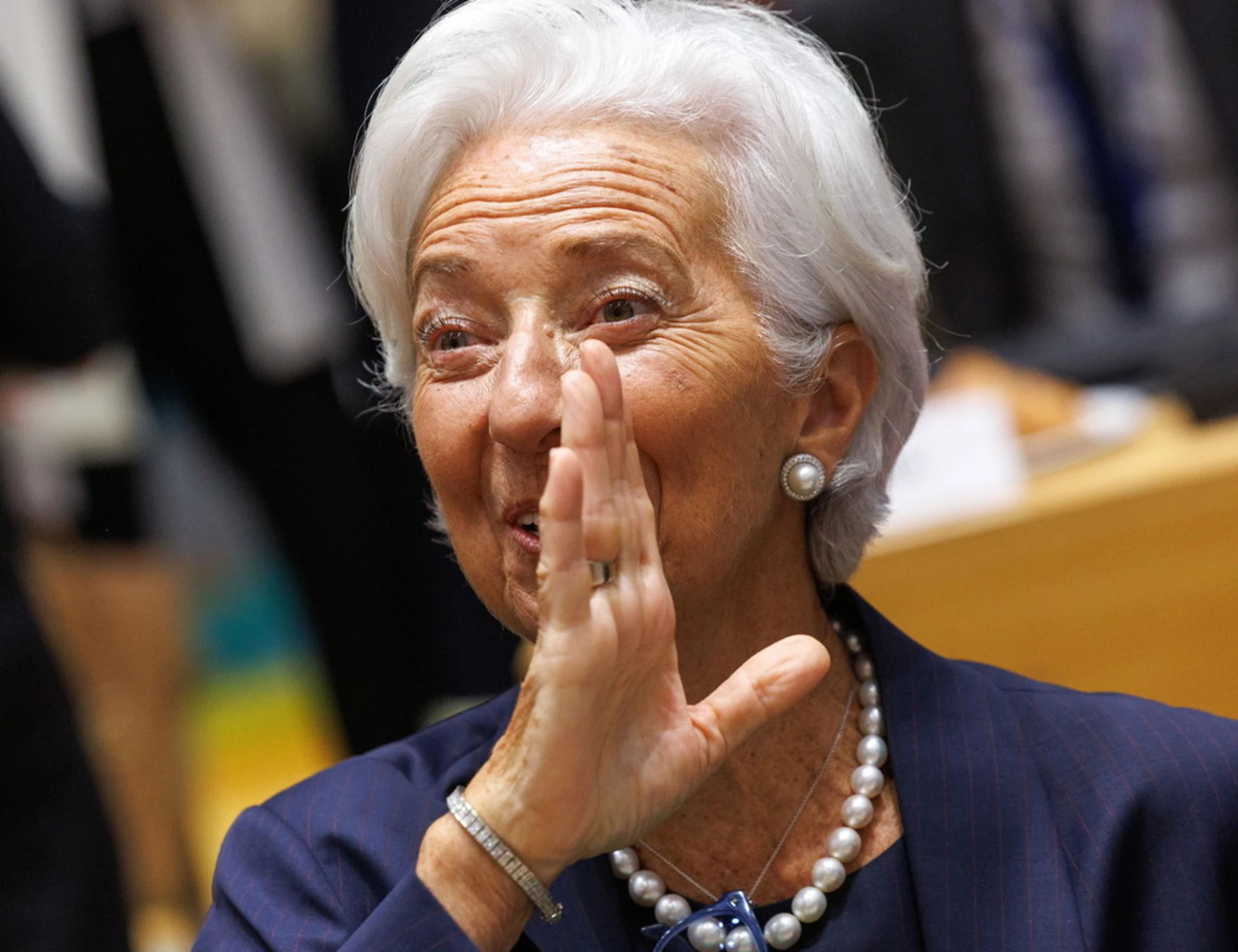 Bce, l'incertezza è elevata e i tassi restano fermi. A settembre si vedrà...