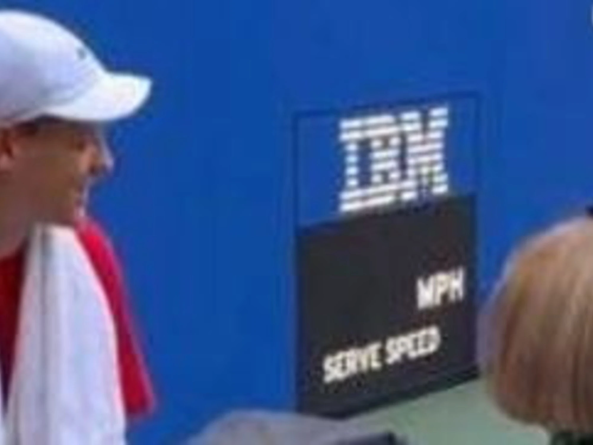 Sinner stupisce: come lo beccano prima del match Foto