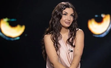 Belve, clamorosa Elettra Lamborghini: "Quando vedo i maschioni con la tartaruga..."