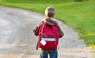 Lecce, orrore a scuola: bimbo di 6 anni con un coltello lungo 13 cm nello zaino