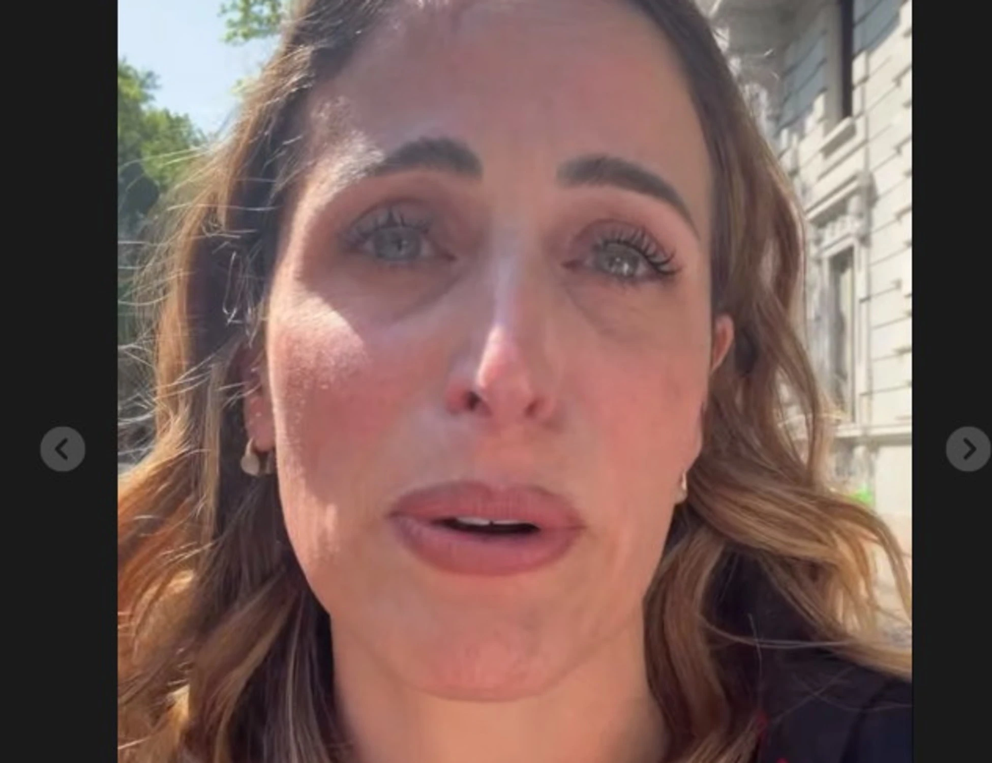 ClioMakeUp, "avevo la borsa attaccata a me...": sotto choc dopo il furto a Milano