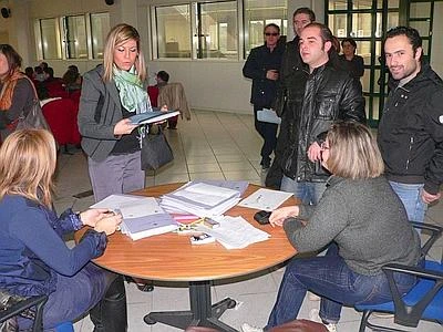 Istat, economia ancora debole