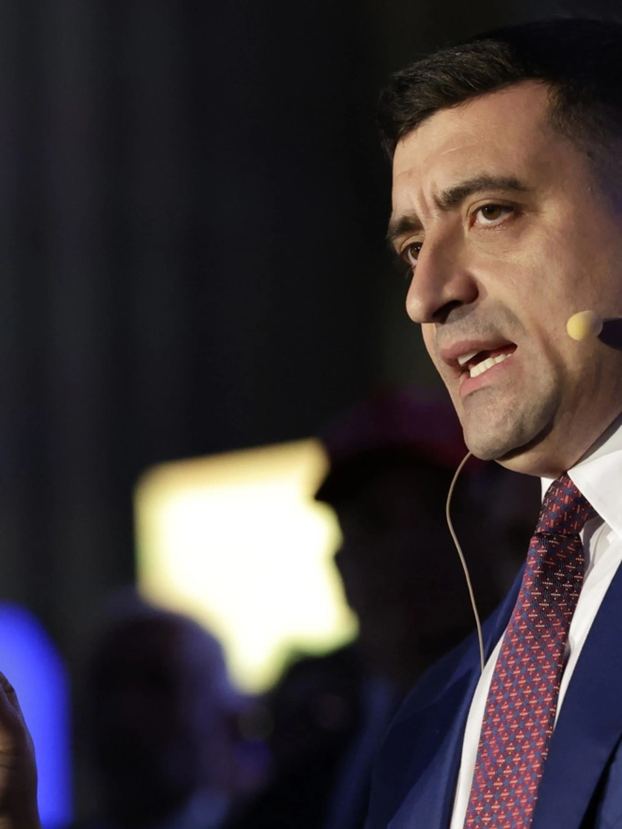 Romania, Simion: "Chiesto l'annullamento delle elezioni"