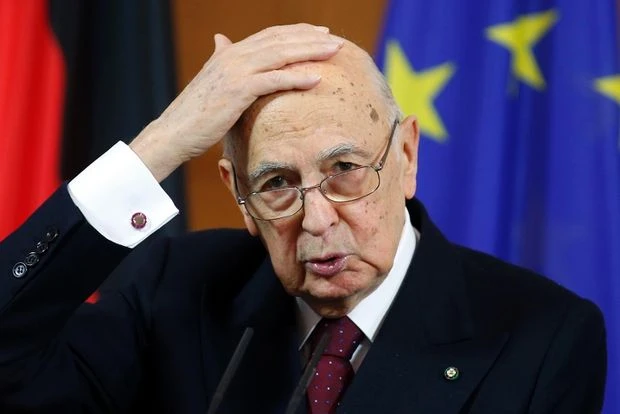 Napolitano, furbetto del cartellino? Clamoroso: come lo hanno beccato