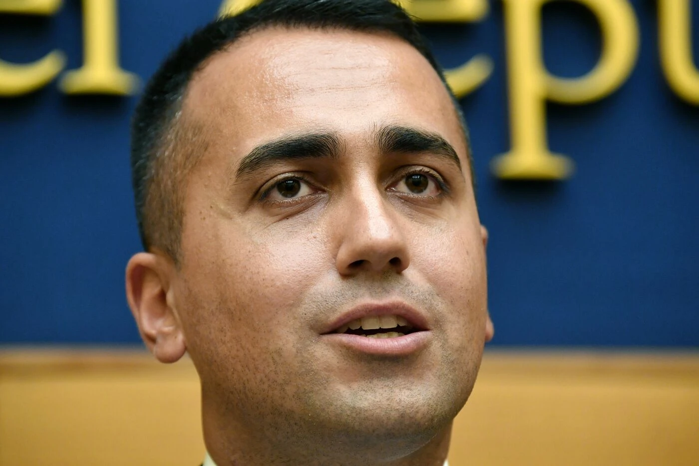 Luigi Di Maio, il ricordo del generale Dalla Chiesa solleva un polverone: volano insulti contro il grillino