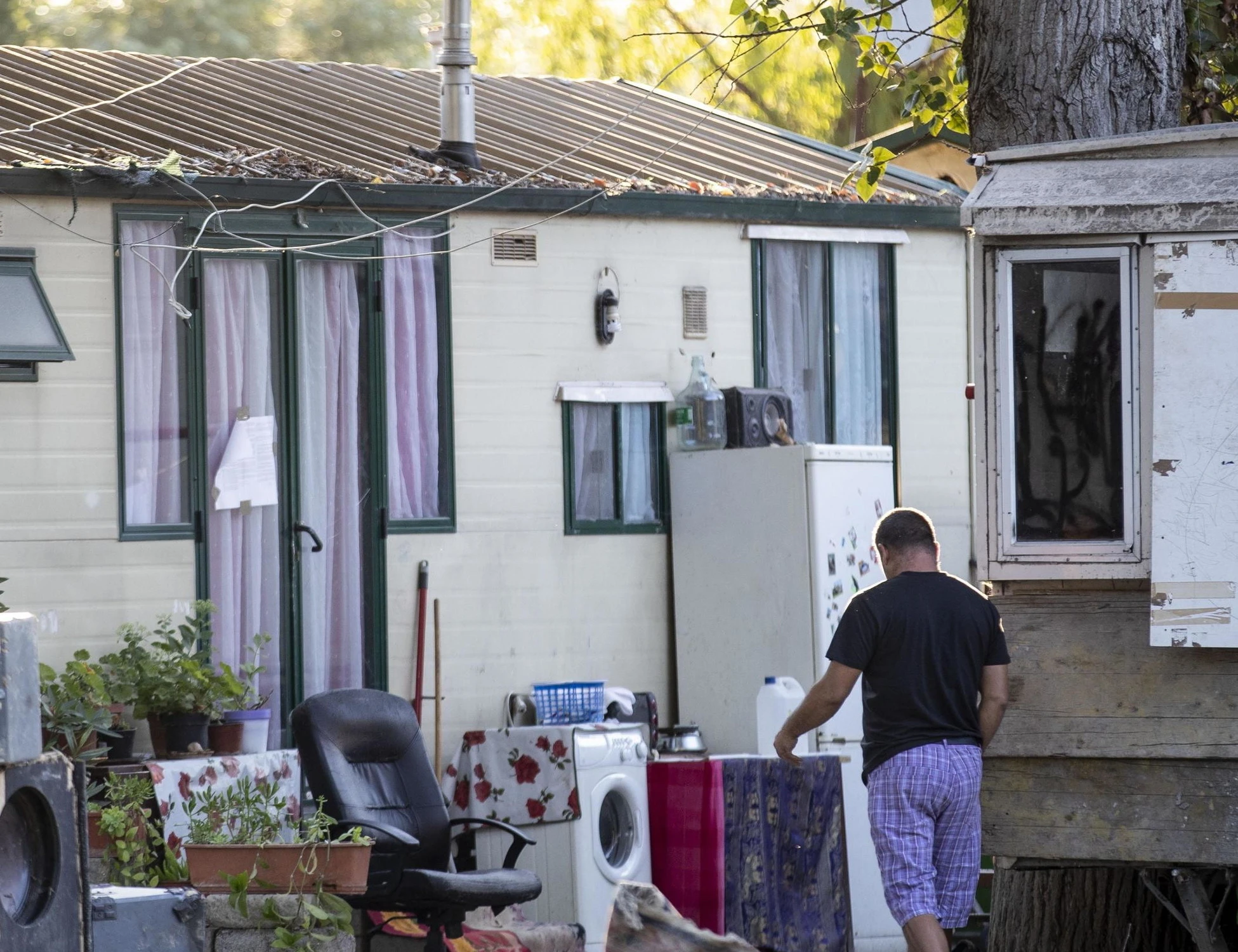 Settimo Torinese, dal Pd oltre 24mila euro per pagare l'albergo ai rom